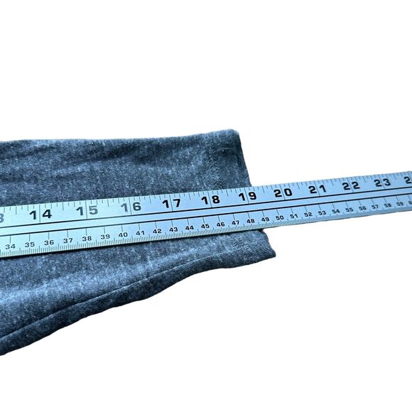 G-III 4her by Carl Banks Philadelphia Flyers T-Shirt Women’s XL Scoop Neck Cream - Picture 8 of 9